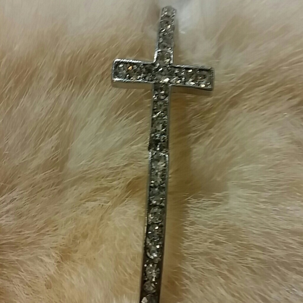 Cross bracelet